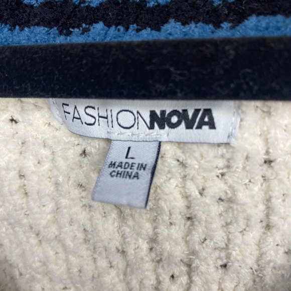 Never worn Fashion Nova cropped top sweater - Picture 2 of 4